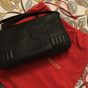 Bally * Embossed Pattern Black Leather Shoulder Bag